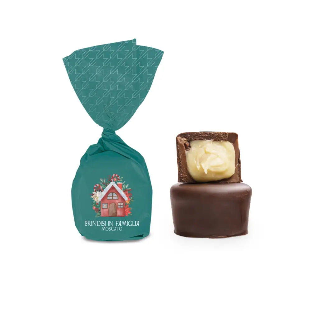 Pralina con gioccolato fondente e ripieno di crema al moscato 